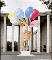 Paris Koons jerk off